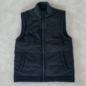 Kenneth Cole reversible vest XL black